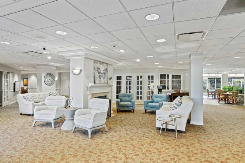 Independent Living - Lobby